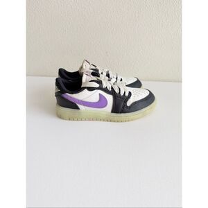 Jordan 1 Retro Low OG Girl shoes size 11C